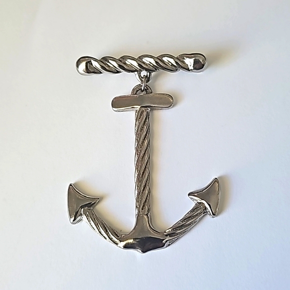 Vintage Jewelry - Vintage Pewter/Silver Bar Pin with Dangling Anchor Brooch Naval Nautical